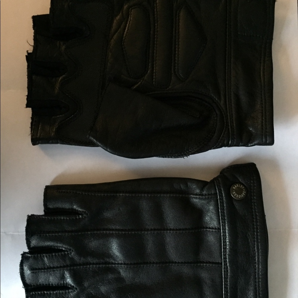 Gloves - Picture 2 of 5